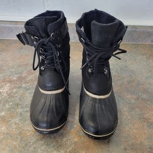 Nwt sorel fancy lace waterproof boots in black size 8.5